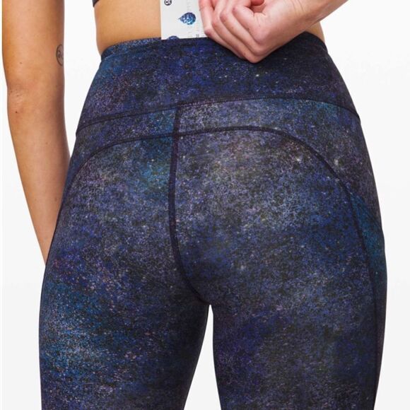 Lululemon Fast and Free High-Rise 19” Crop Nulux
Polar Lights Blue Multi - Picture 3 of 13